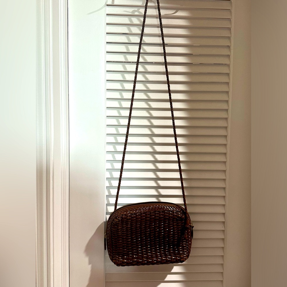 90s vintage Nine West brown woven crossbody